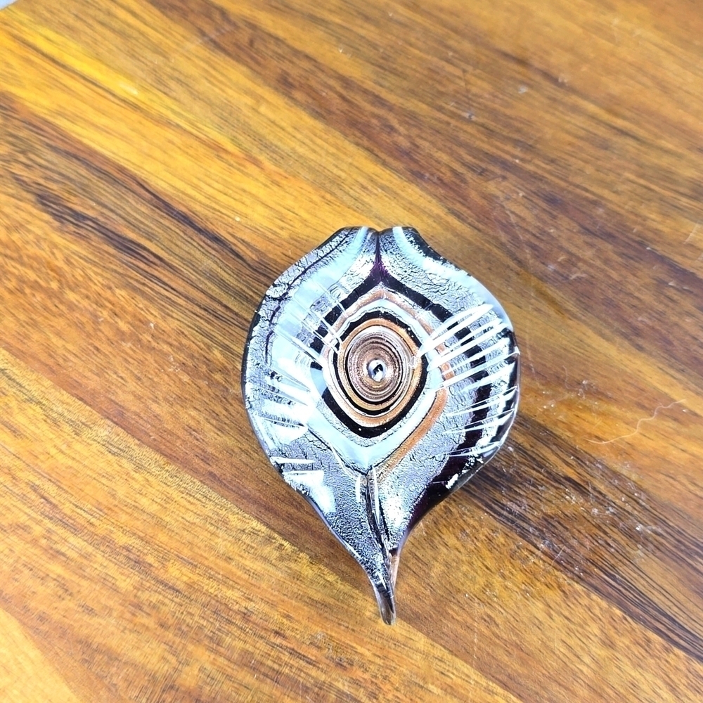 Hand blowing glass pendant, tiger eye.